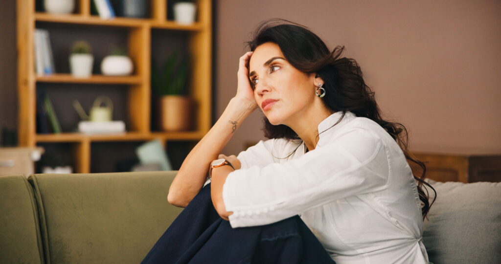 A woman decides to seek help through mental health treatment in Elmhurst, IL.